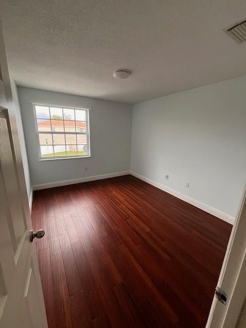 Towngate 156-11 B - Residential Lease