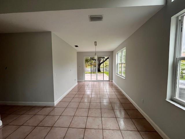 Towngate 156-11 B - Residential Lease