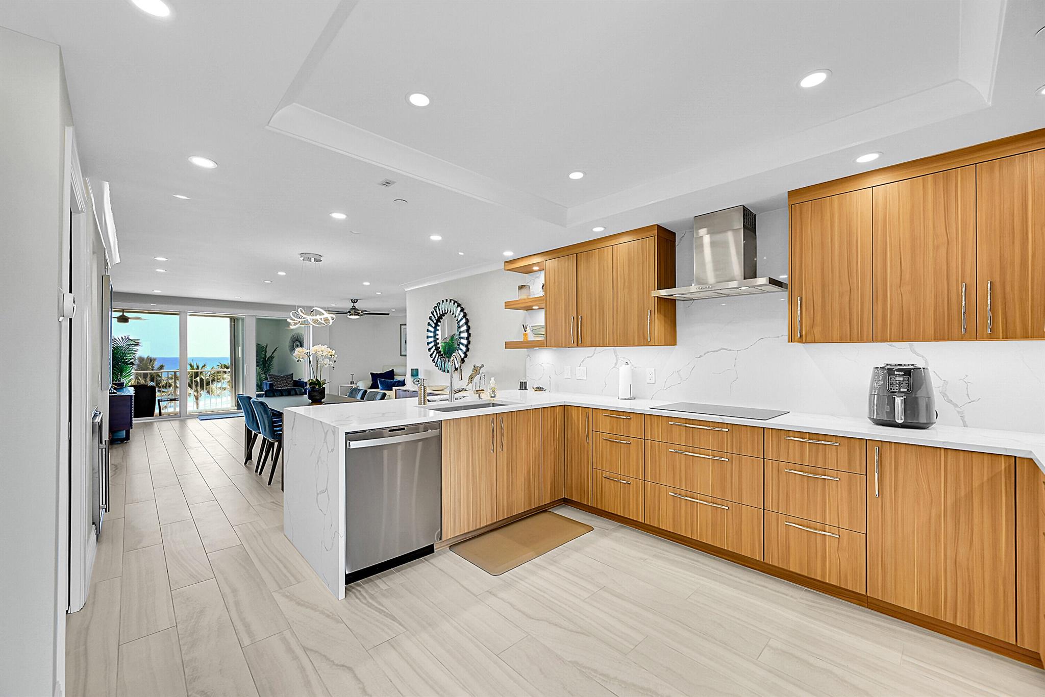 3101 S Ocean Boulevard 520