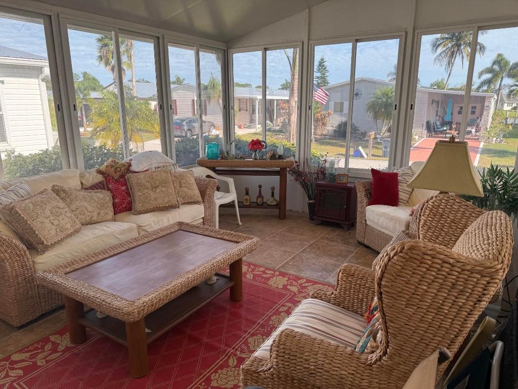 Spanish Lakes Fairways - Residential