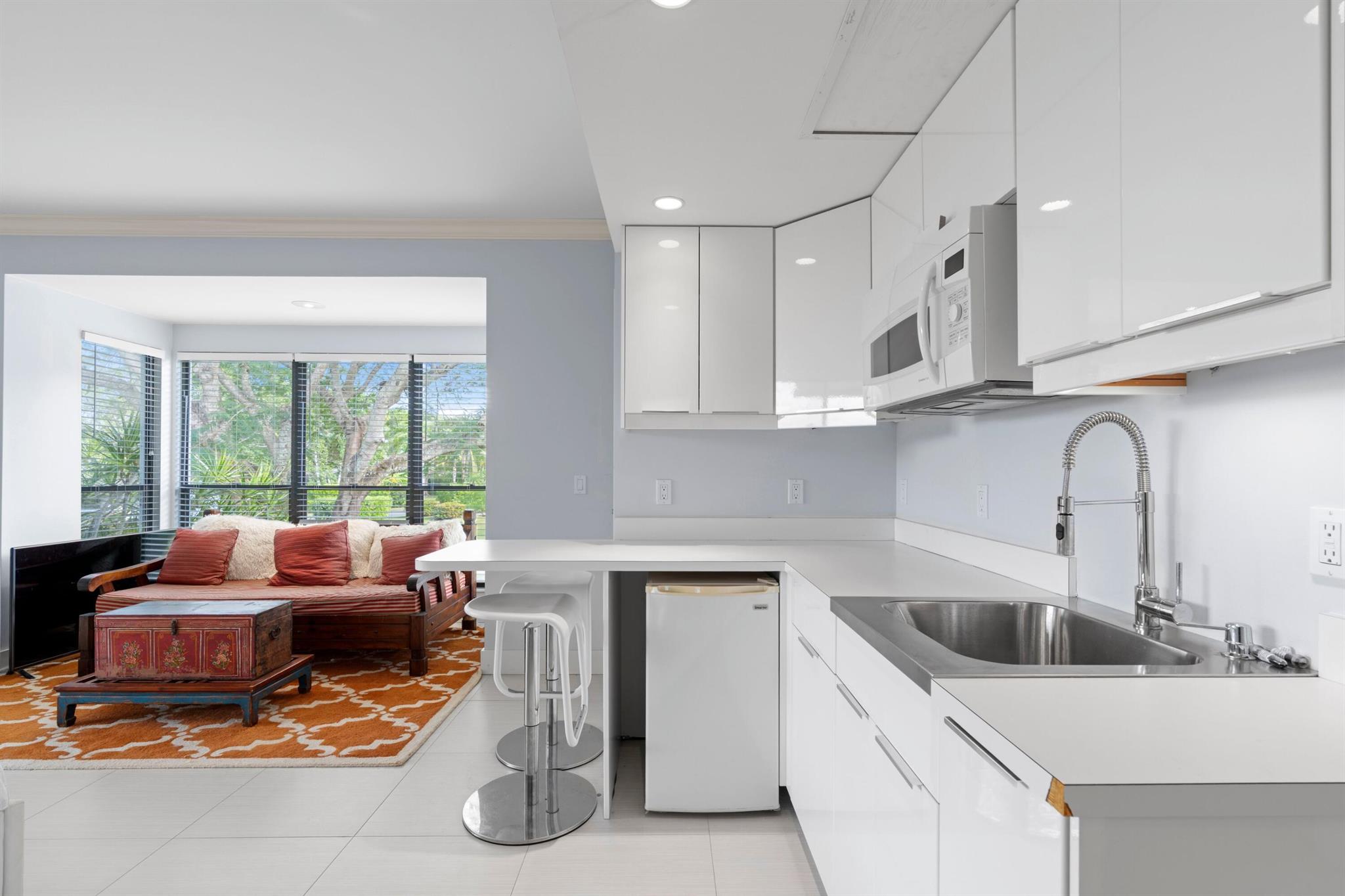 PEBBLEWOOD CONDO - Residential