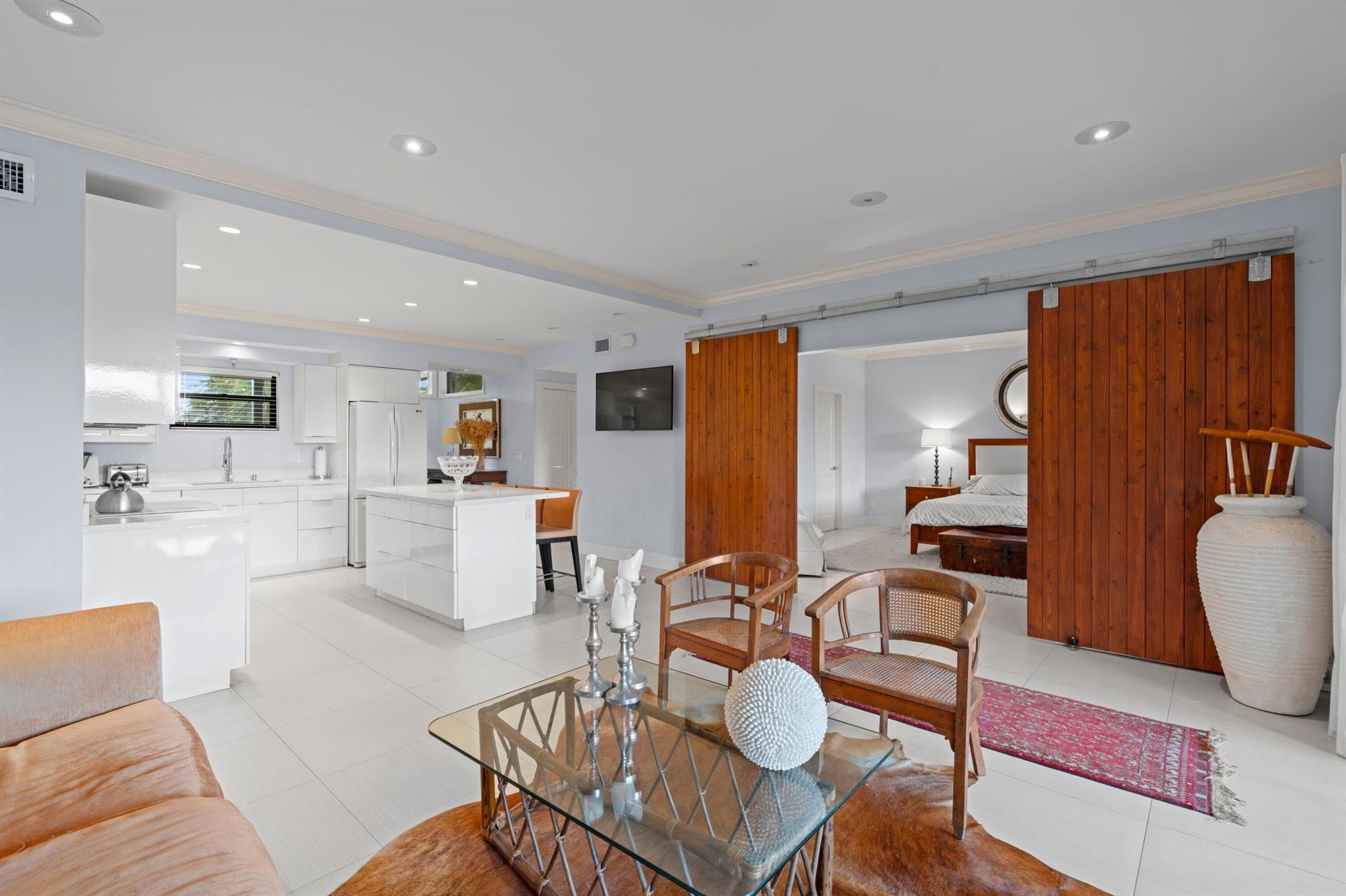 PEBBLEWOOD CONDO - Residential