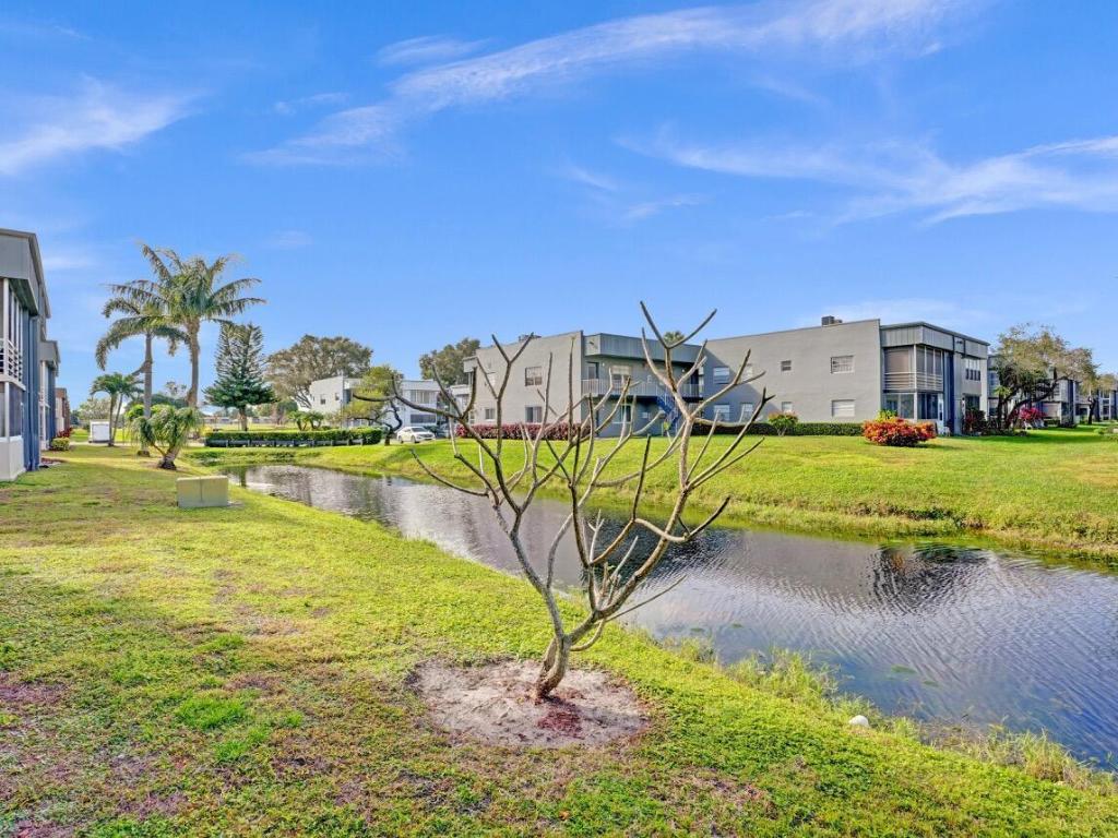 KINGS POINT BURGUNDY CONDOS - Residential