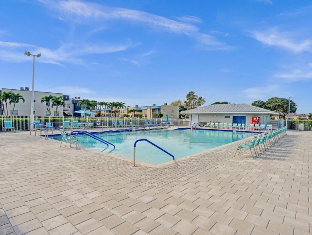 KINGS POINT BURGUNDY CONDOS - Residential