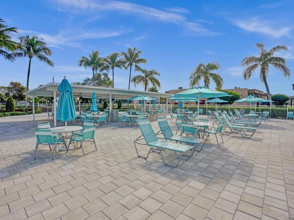 KINGS POINT BURGUNDY CONDOS - Residential