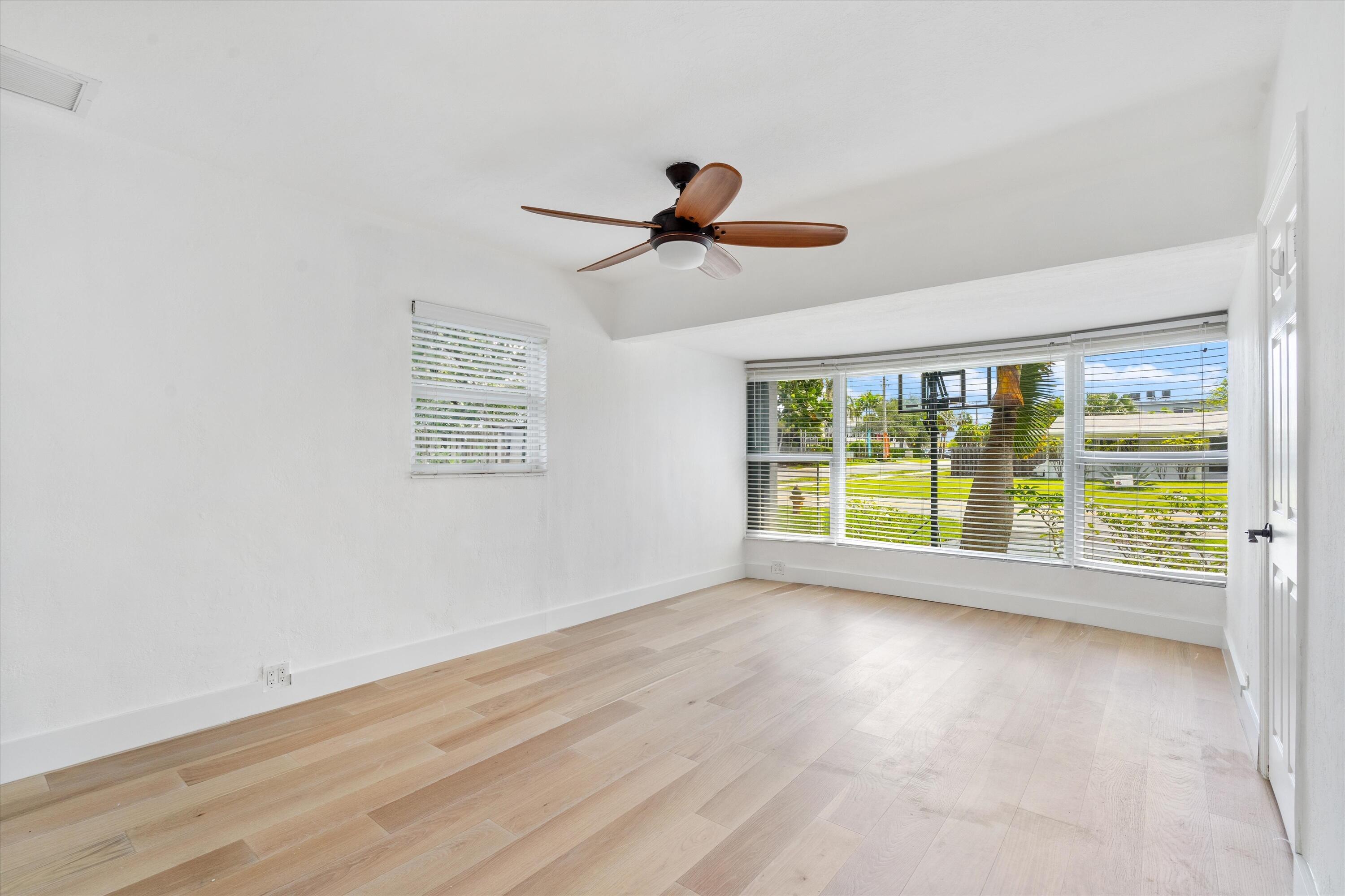 CORAL HEIGHTS SEC ONE - Residential
