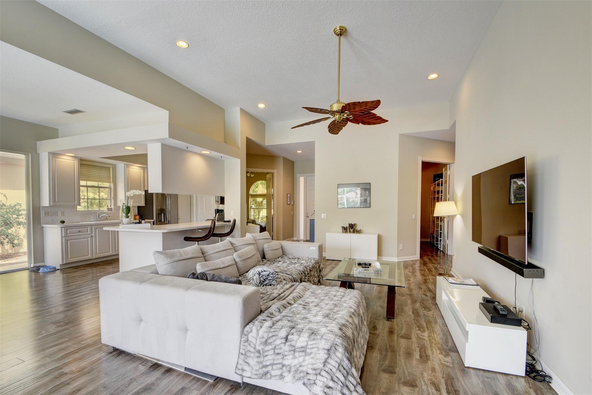 Riverwalk 13 - Residential