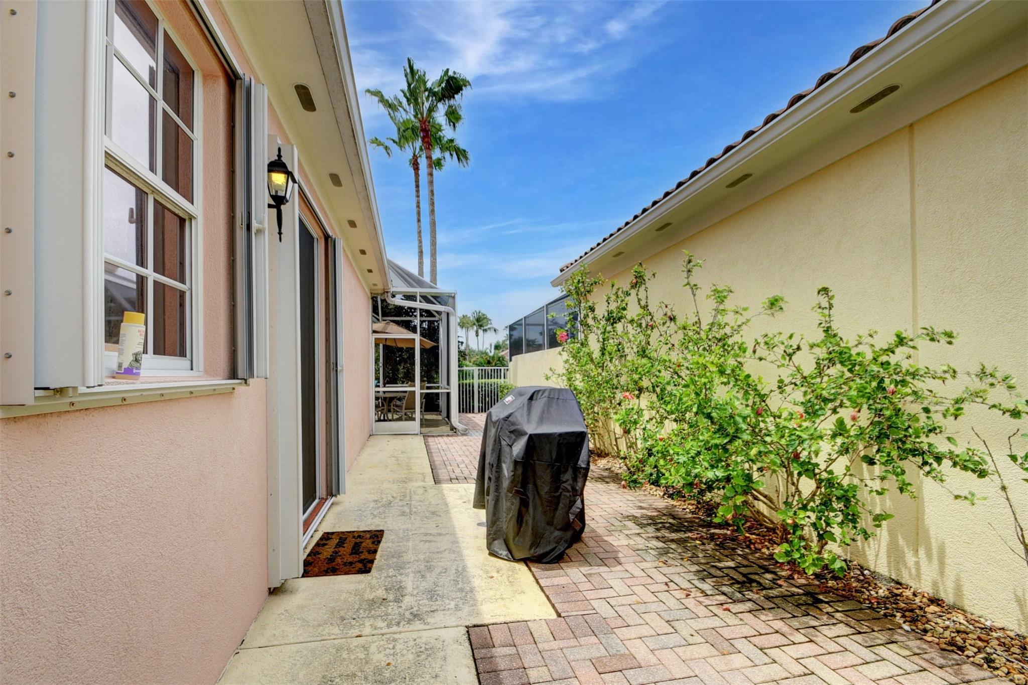 Riverwalk 13 - Residential