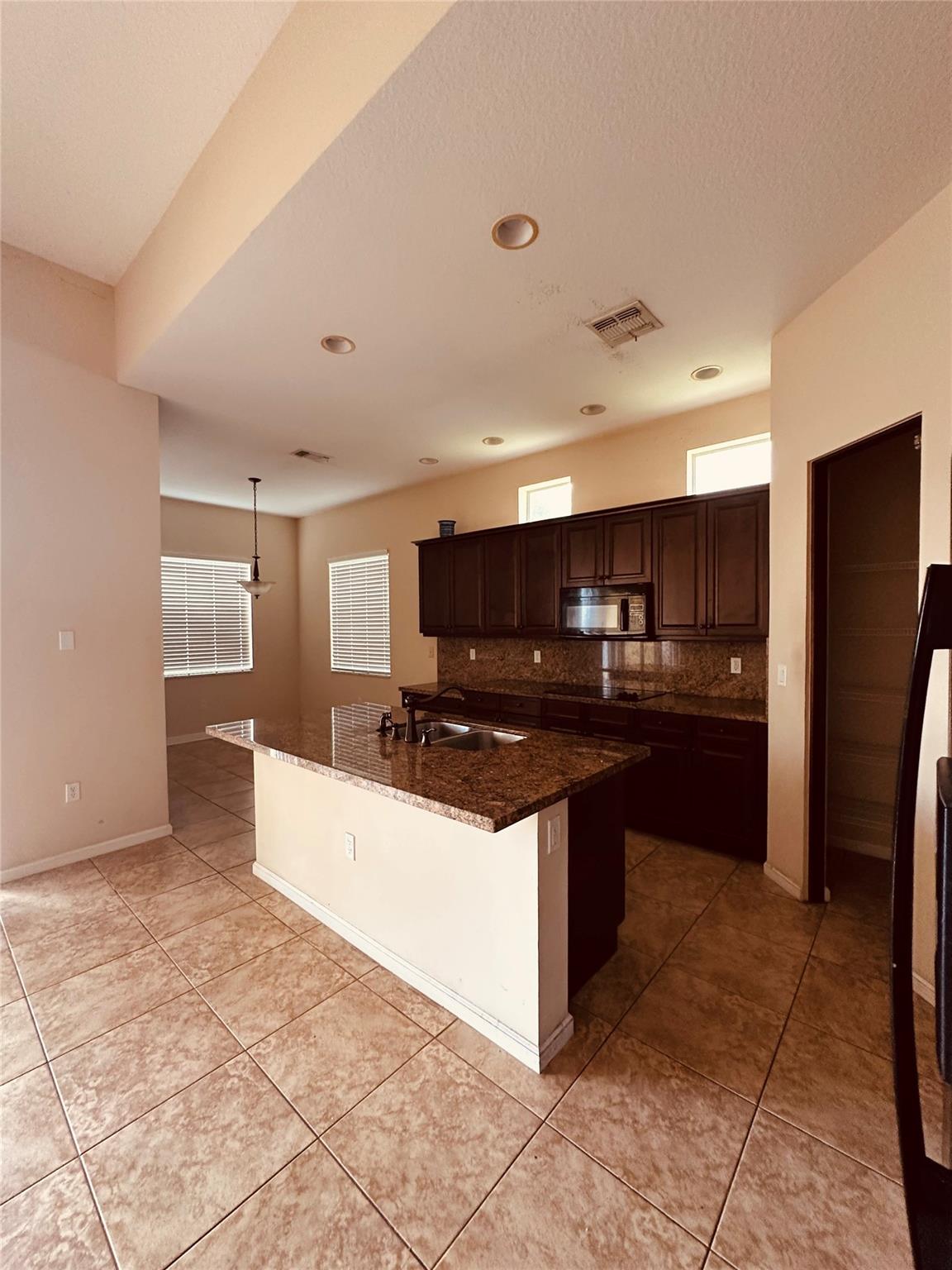 2386 Bellarosa Circle