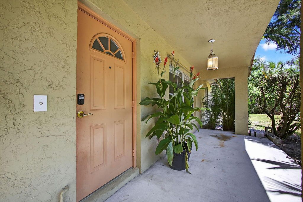 Photo of 16971 W Mayfair Drive, Loxahatchee, FL 33470 (MLS # R11109825)