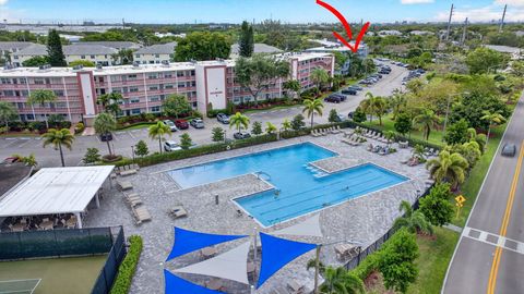 Tiny photo for 446 Richmond F, Deerfield Beach, FL 33442 (MLS # B26021959)