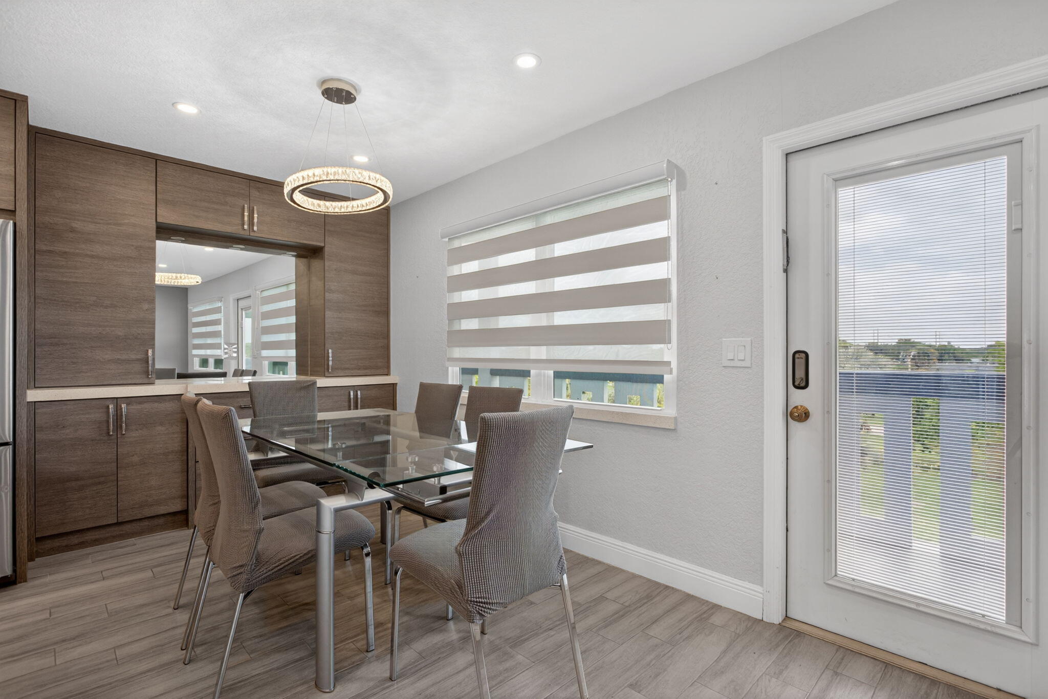 RICHMOND F CONDO - Residential