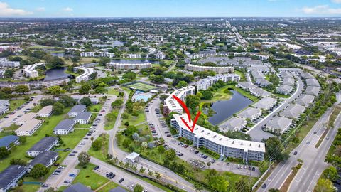 Tiny photo for 446 Richmond F, Deerfield Beach, FL 33442 (MLS # B26021959)