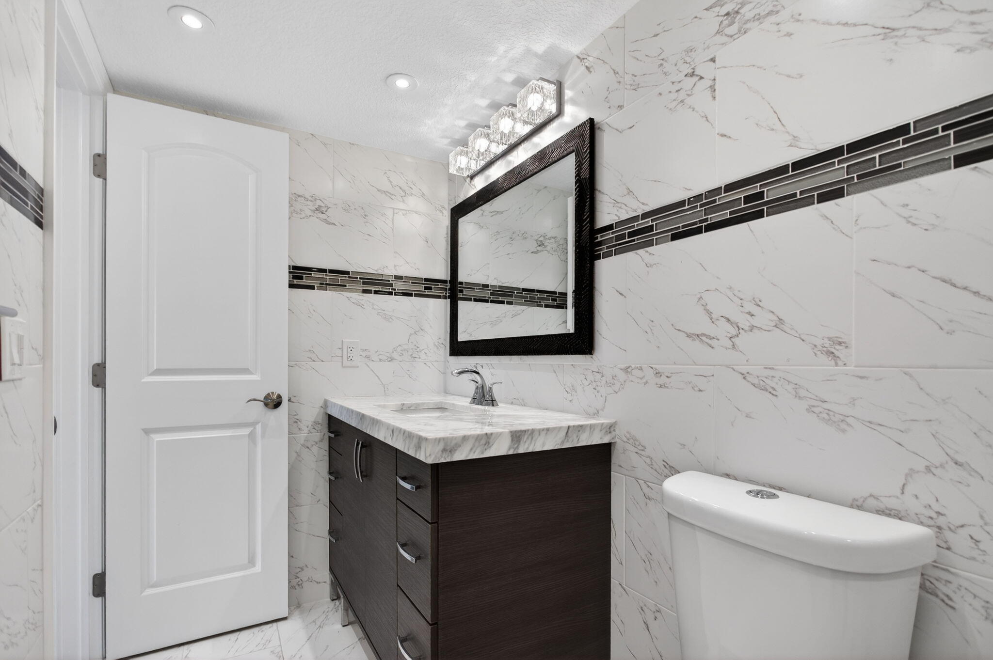 RICHMOND F CONDO - Residential