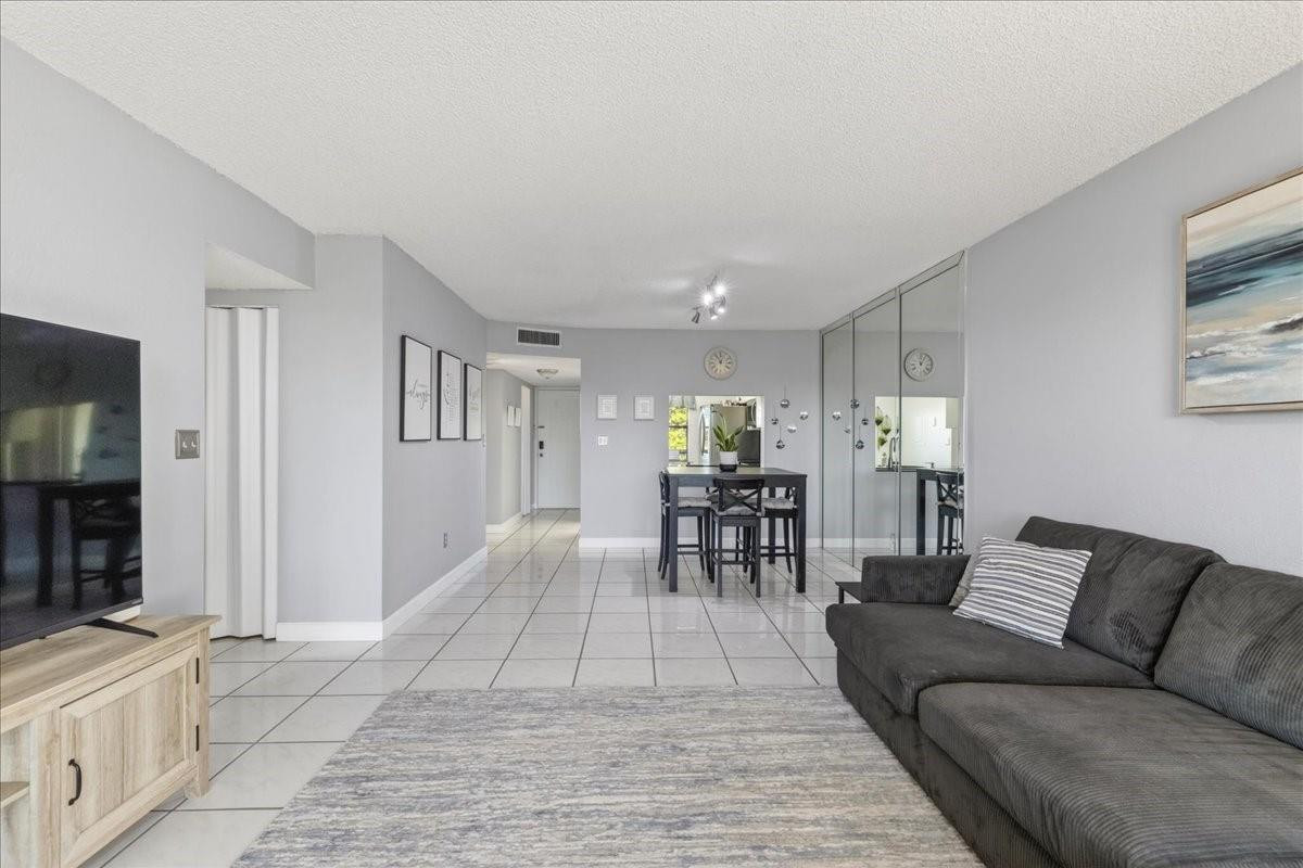 TRADEWINDS A CONDO - Residential