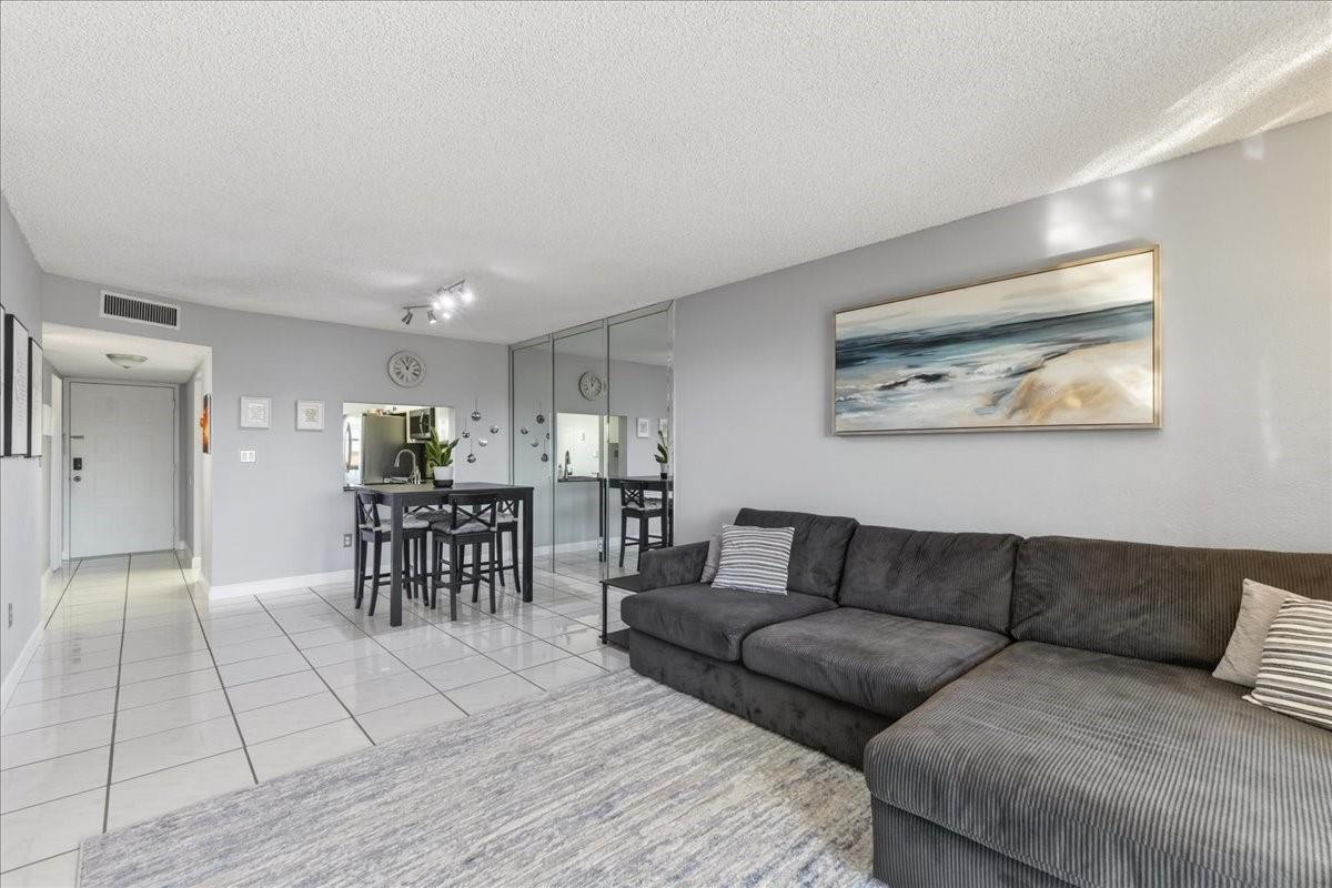 TRADEWINDS A CONDO - Residential