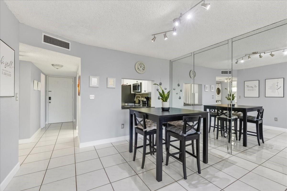 TRADEWINDS A CONDO - Residential