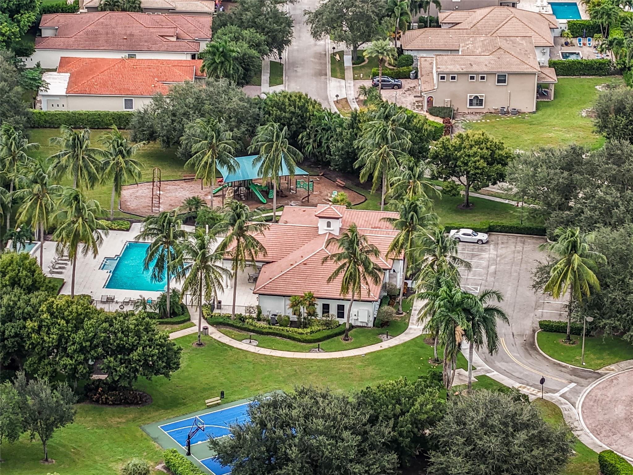 CASA BELLA - Residential