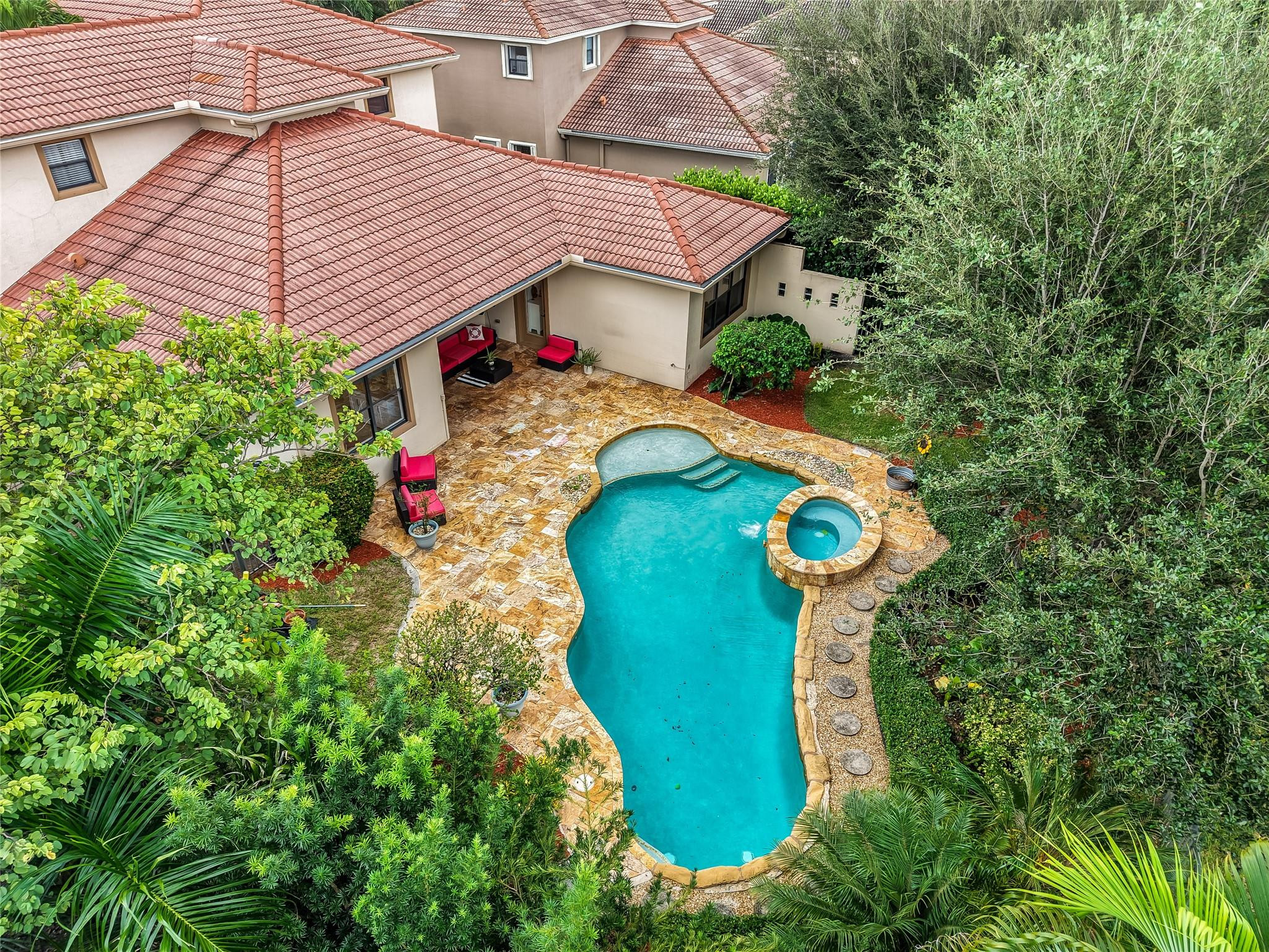 CASA BELLA - Residential