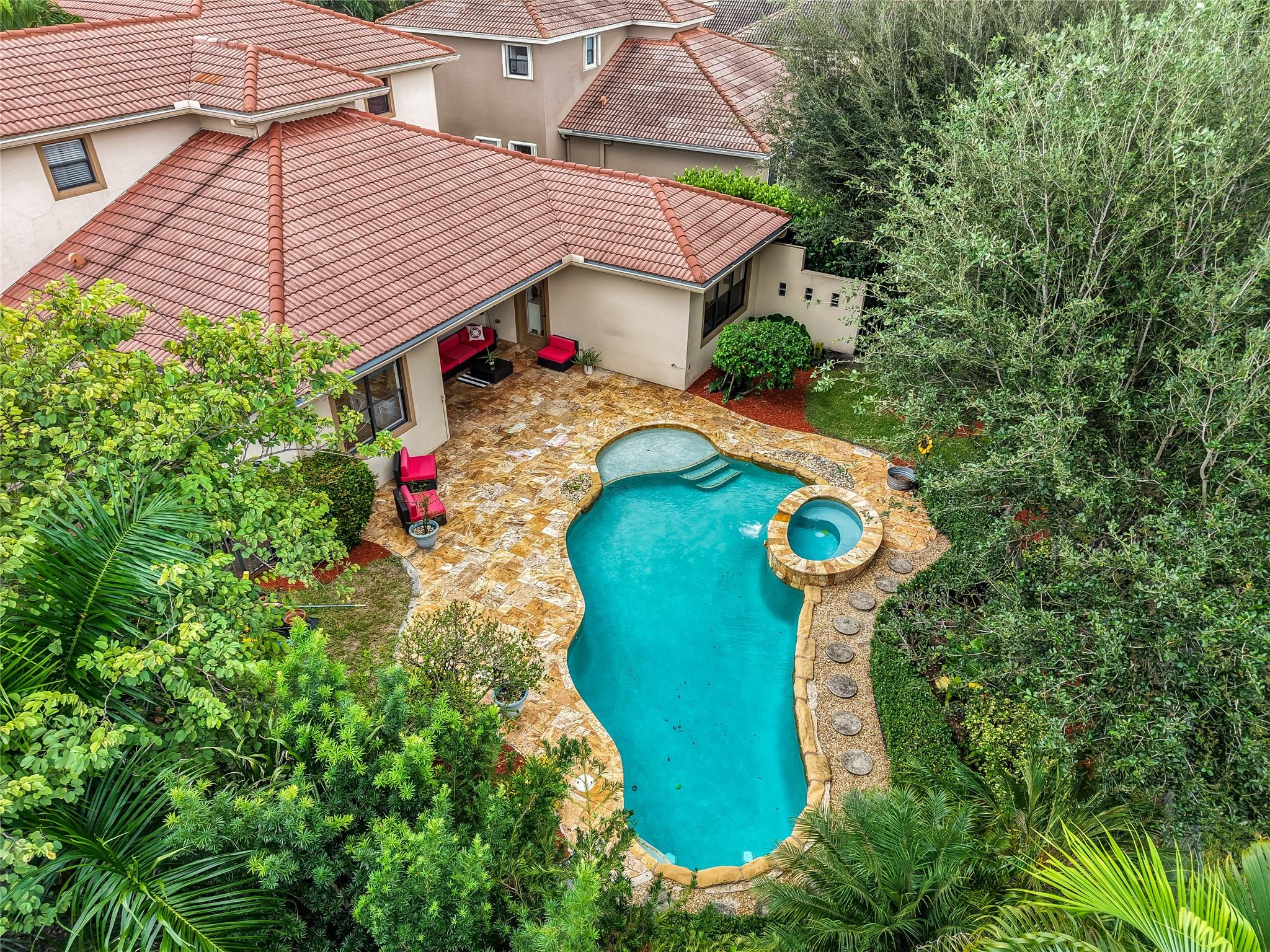 CASA BELLA - Residential