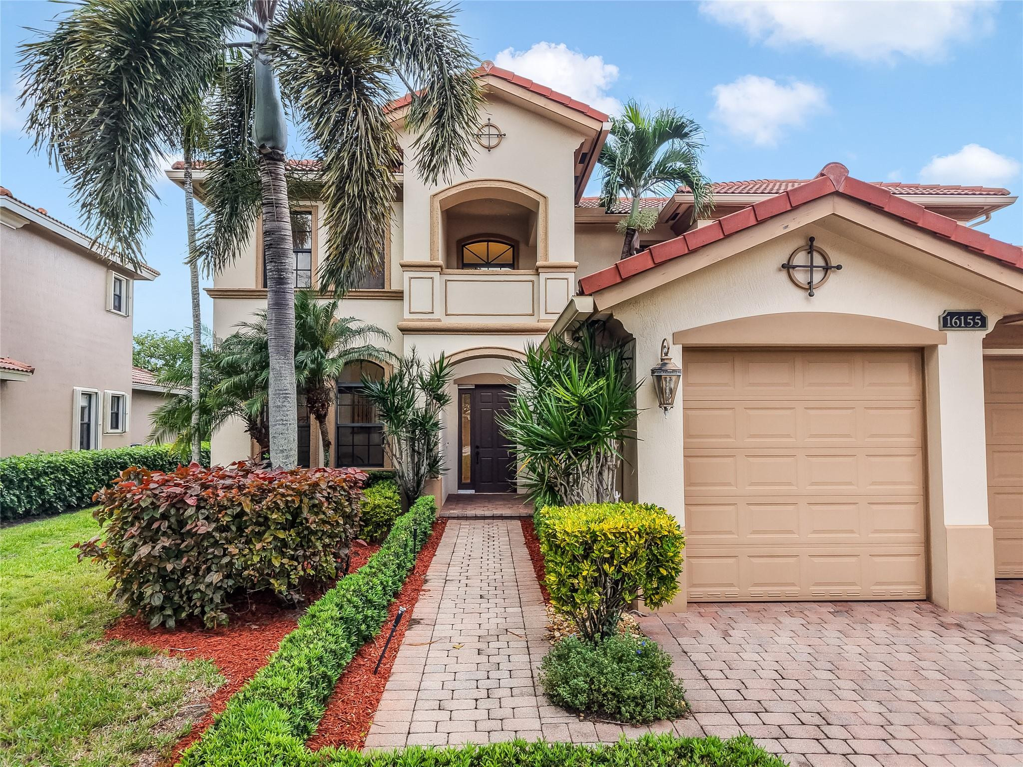 CASA BELLA - Residential