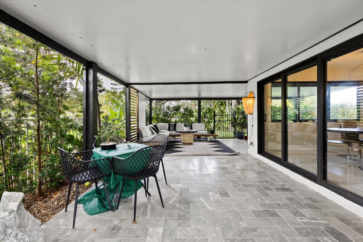 BREAKWATER - Residential
