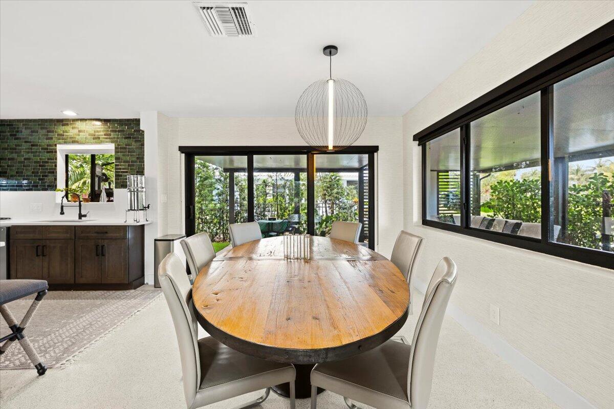 BREAKWATER - Residential