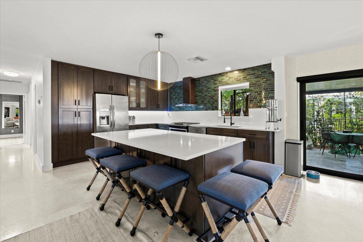BREAKWATER - Residential