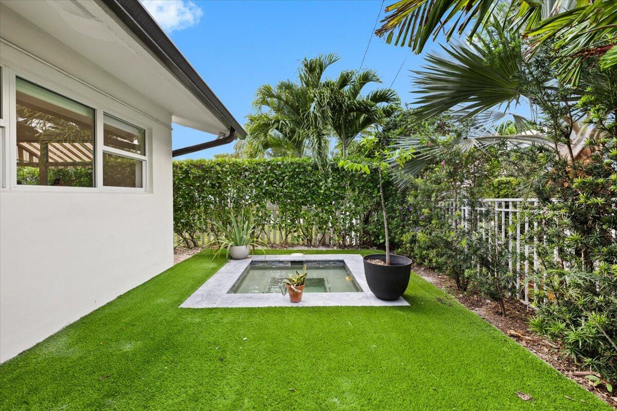 BREAKWATER - Residential