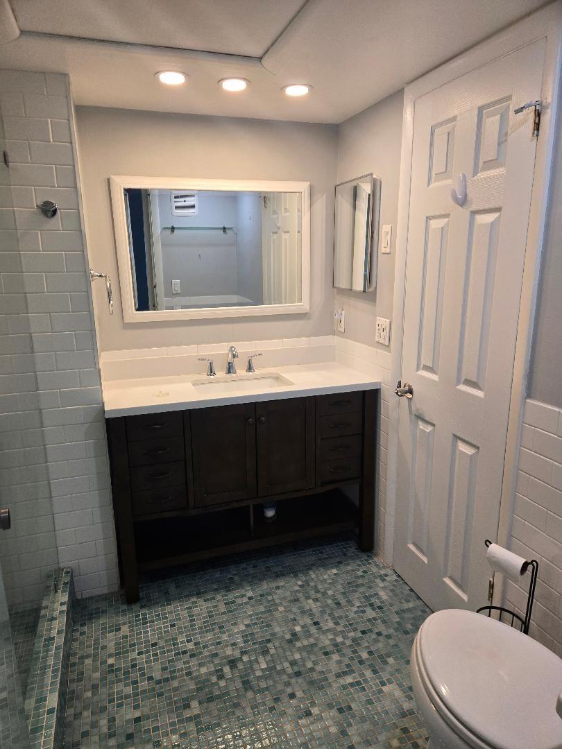 Oakland Grove Village Con - Residential Lease