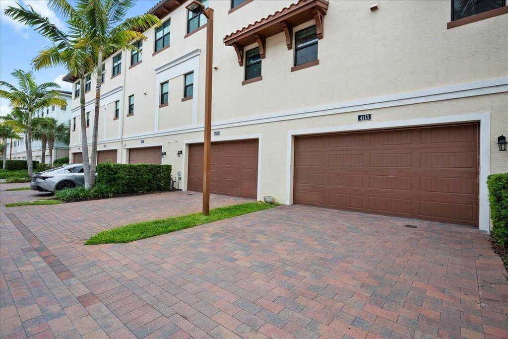 Photo of 4113 Faraday Way, Palm Beach Gardens, FL 33418 (MLS # R11112798)