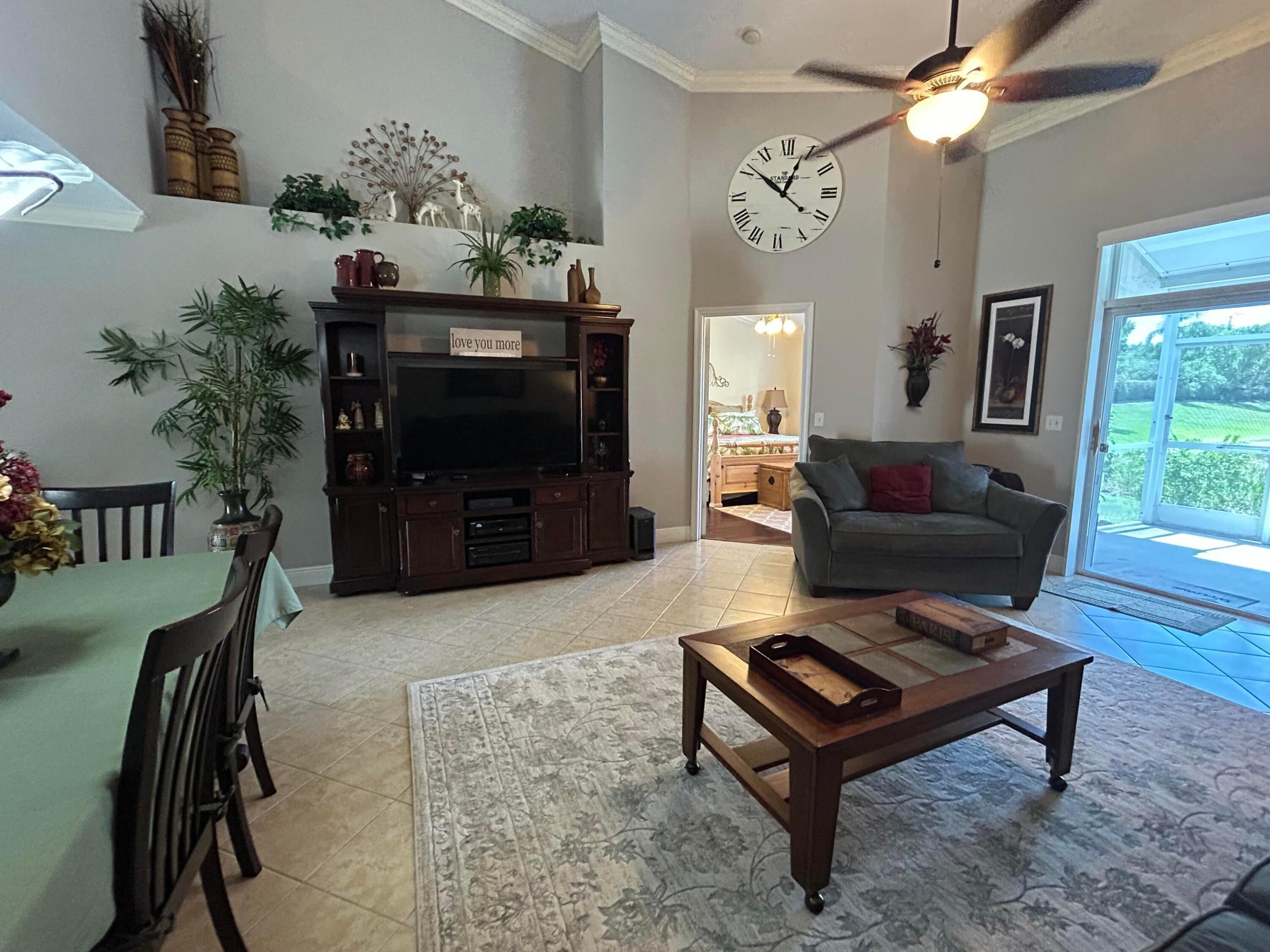 Properties 10470 Pelican Drive