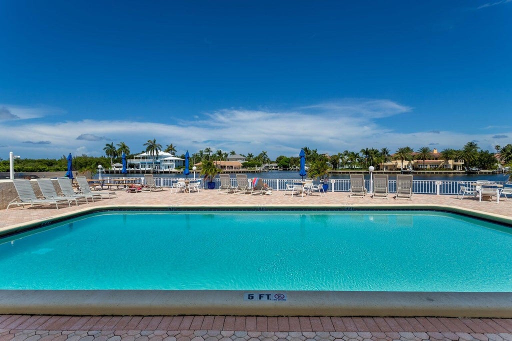 Photo of 640 SNUG HARBOR Drive #F4, Boynton Beach, FL 33435 (MLS # B26070870)