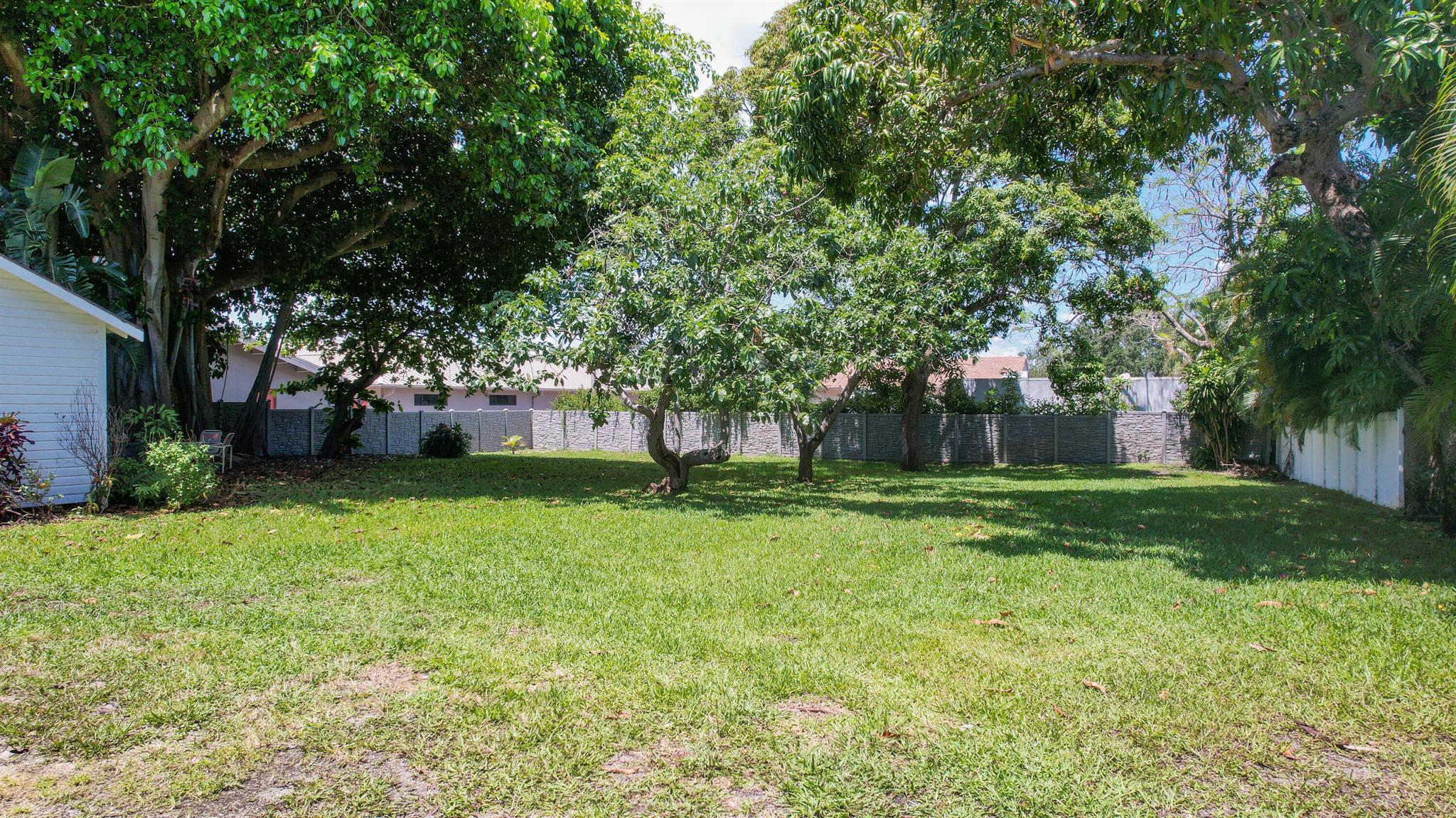 S/D OF 8-46-43 - Residential