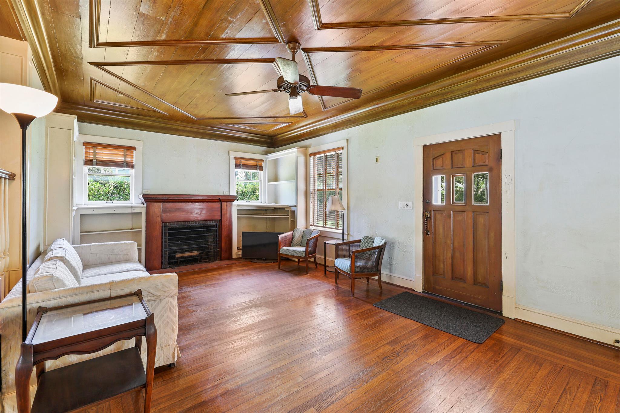 S/D OF 8-46-43 - Residential