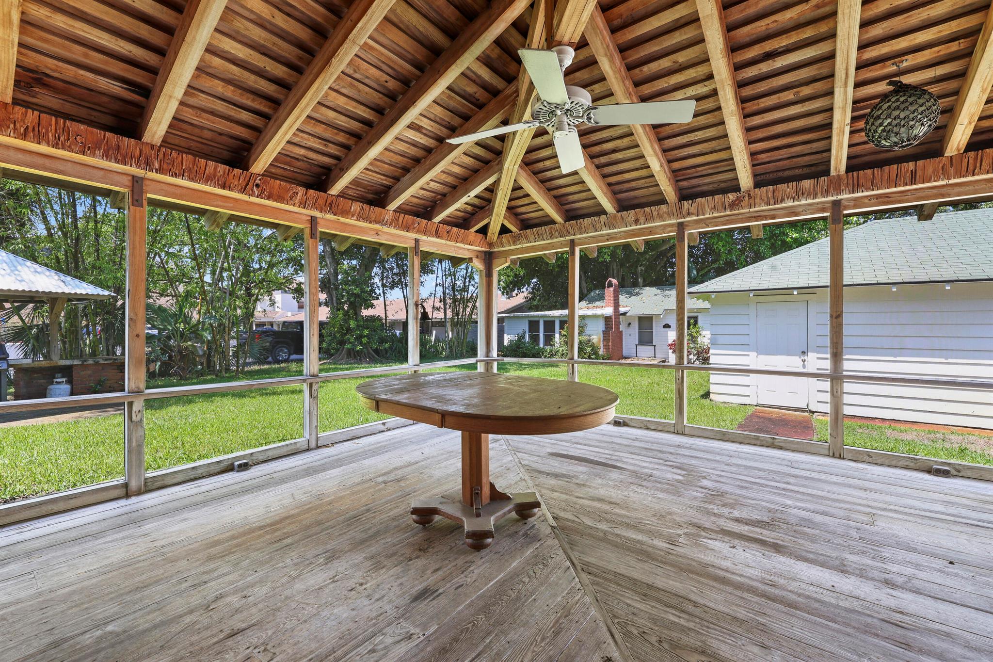 S/D OF 8-46-43 - Residential