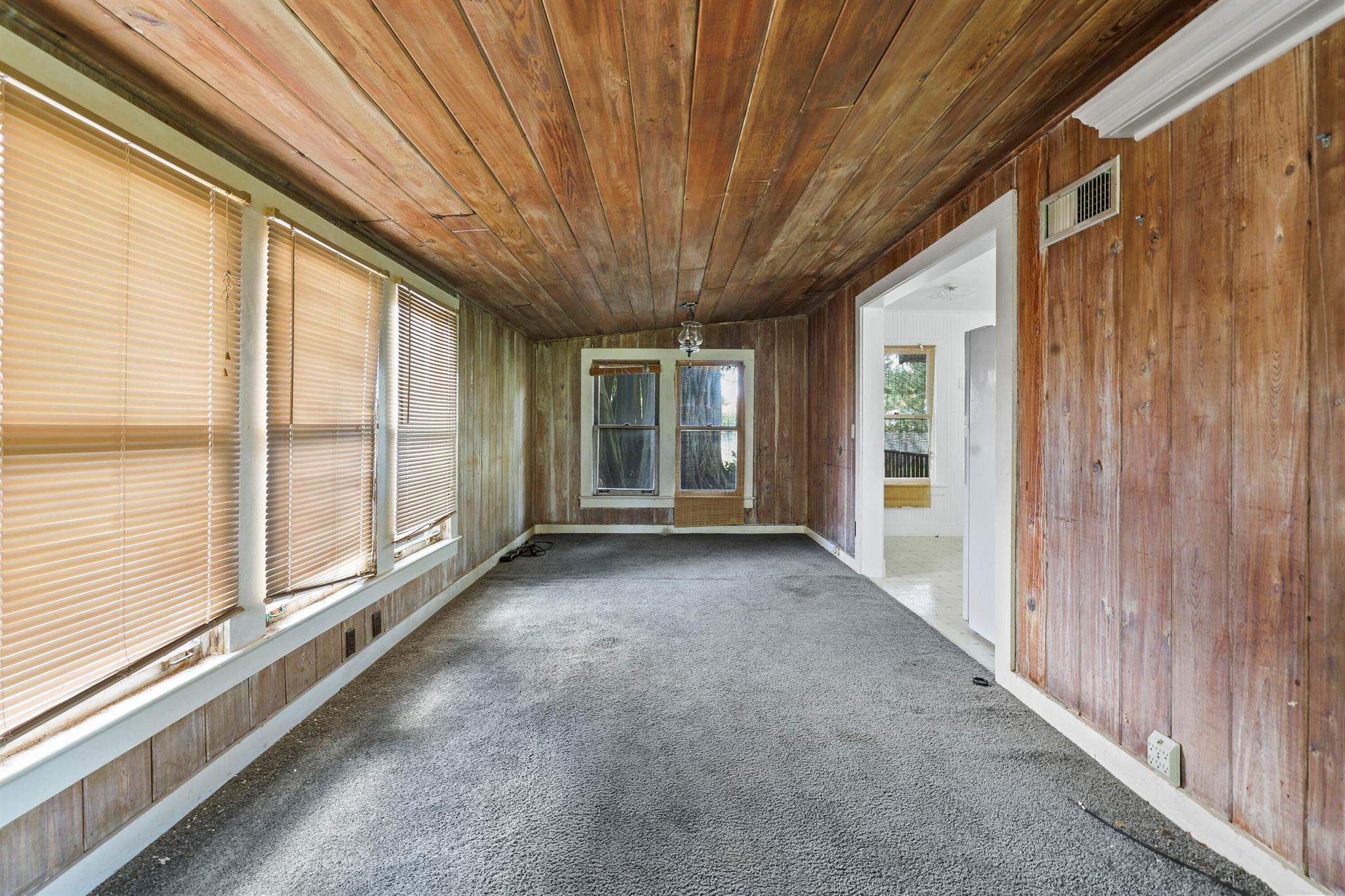 S/D OF 8-46-43 - Residential