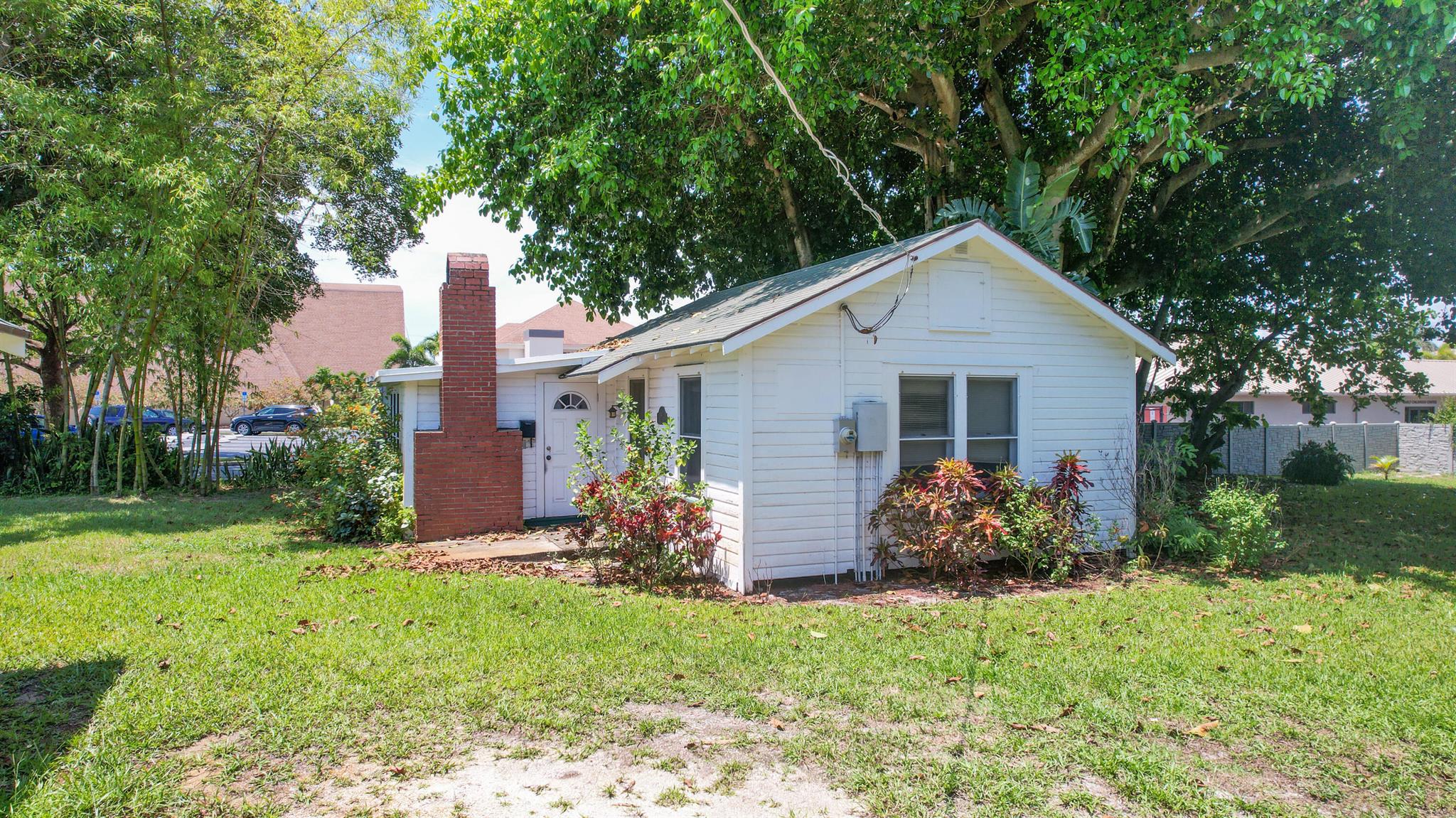 S/D OF 8-46-43 - Residential