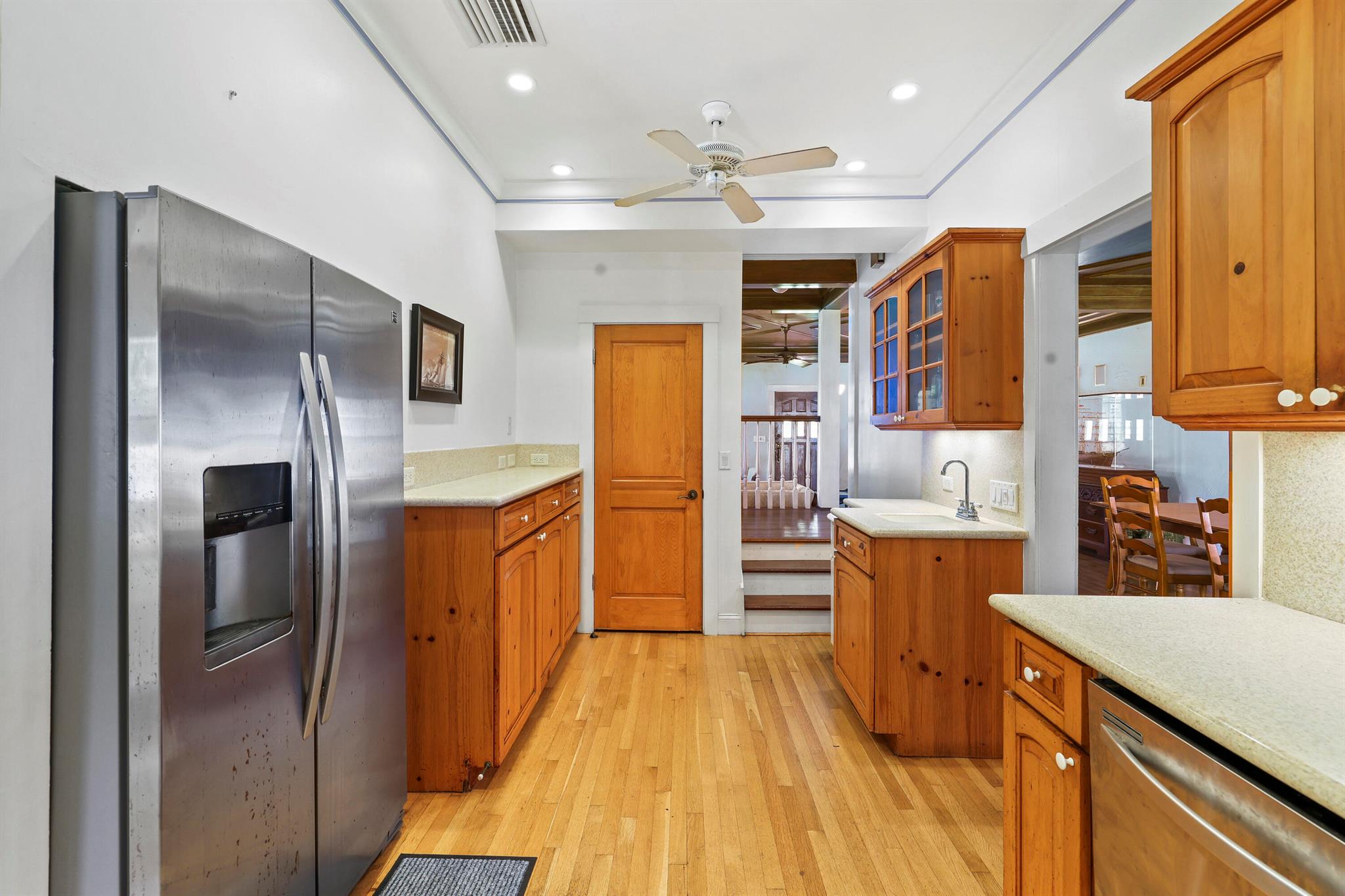 S/D OF 8-46-43 - Residential