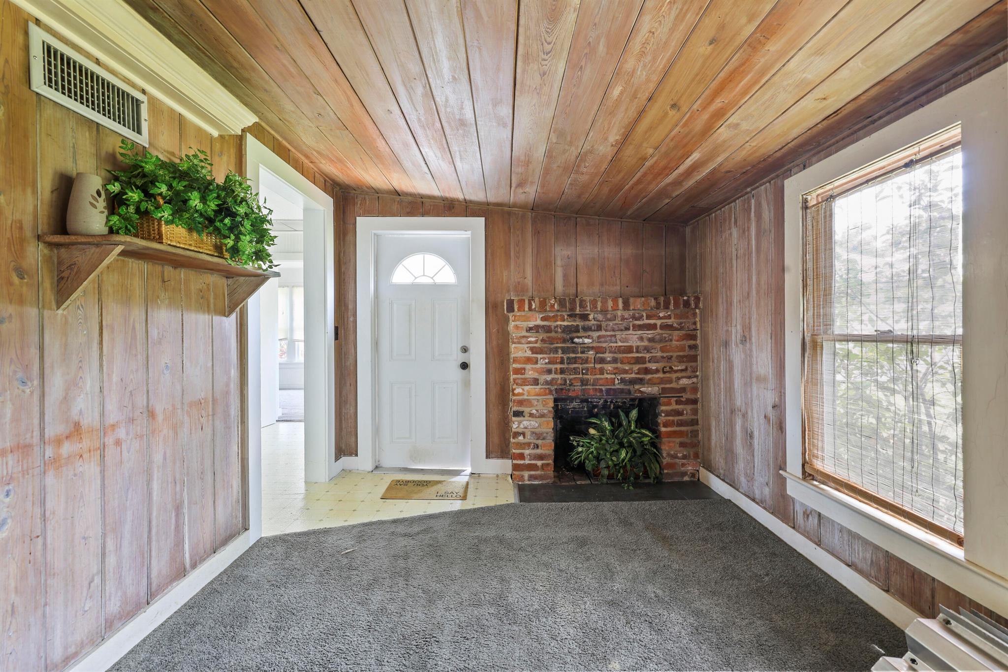 S/D OF 8-46-43 - Residential