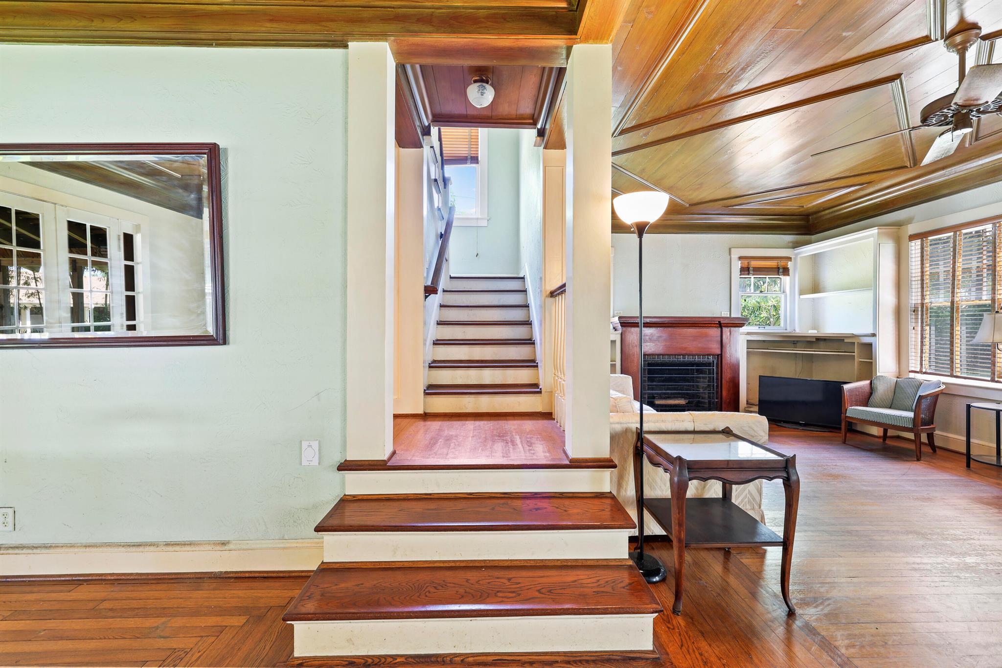 S/D OF 8-46-43 - Residential