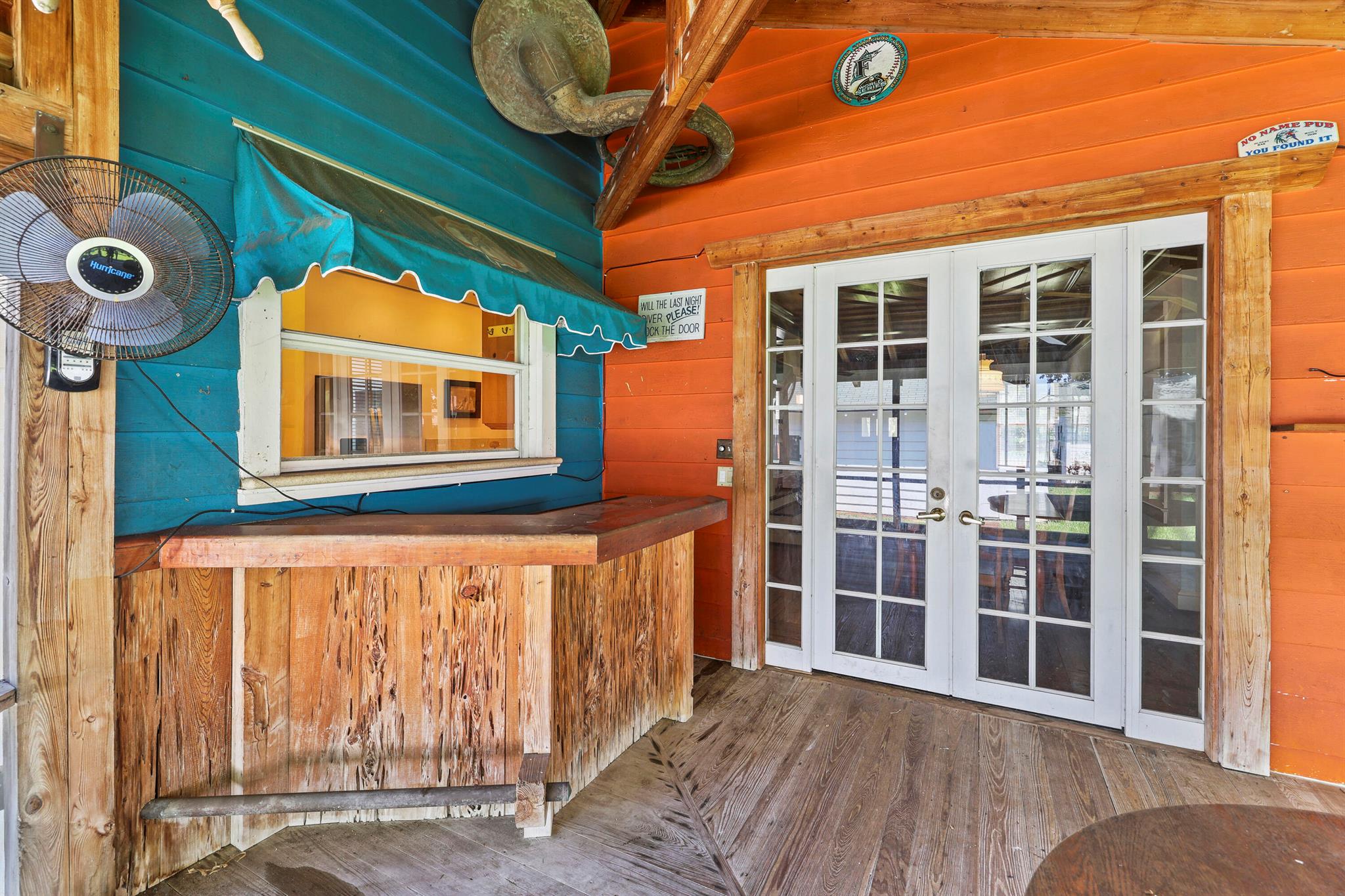 S/D OF 8-46-43 - Residential