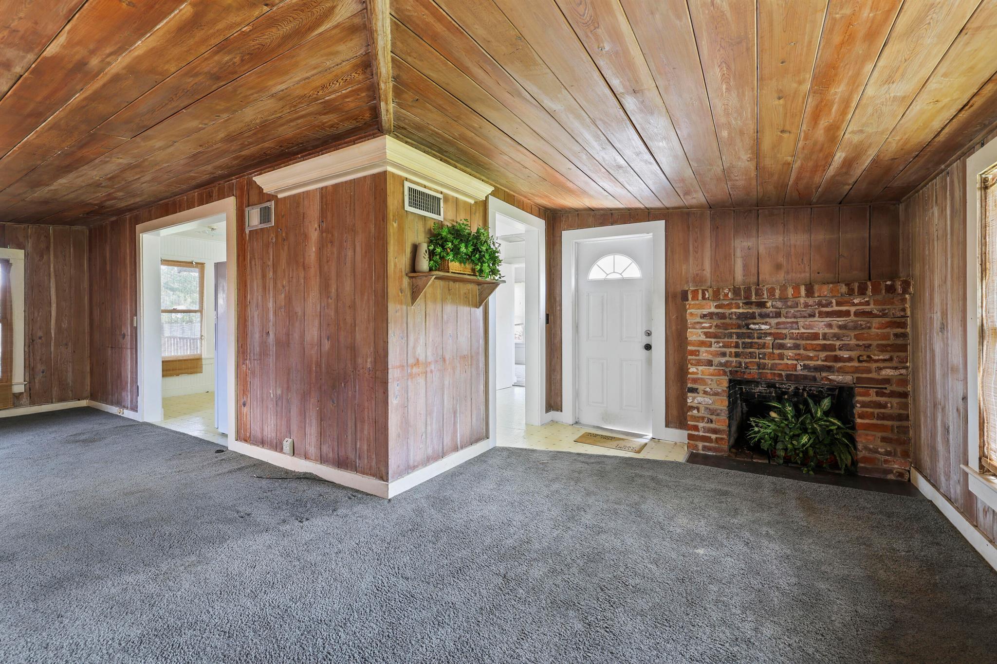 S/D OF 8-46-43 - Residential