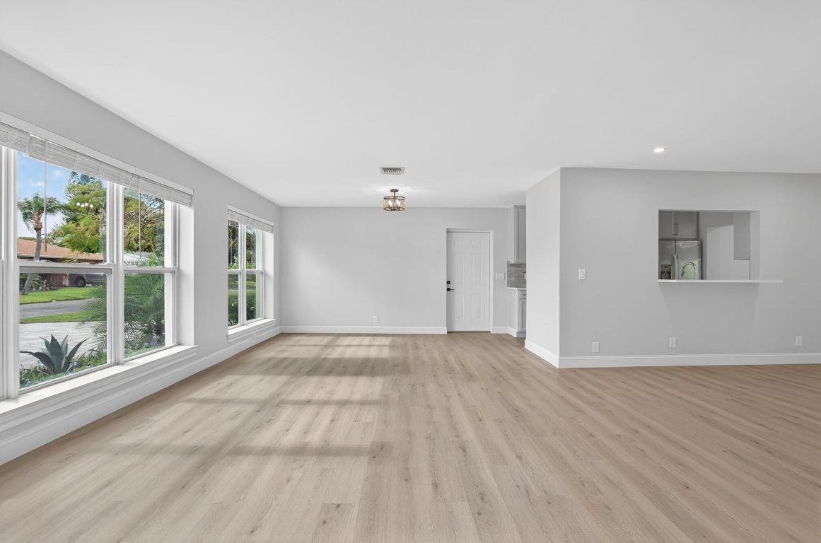 INGHAM SHORES - Residential