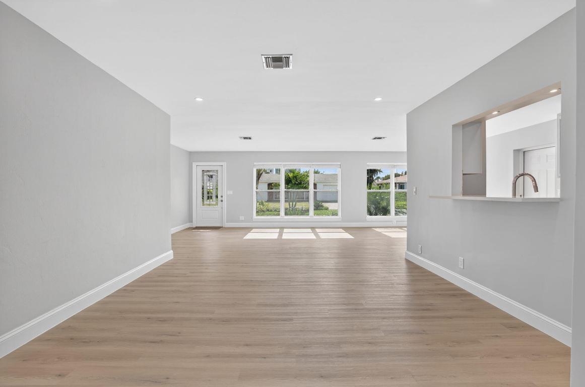 INGHAM SHORES - Residential