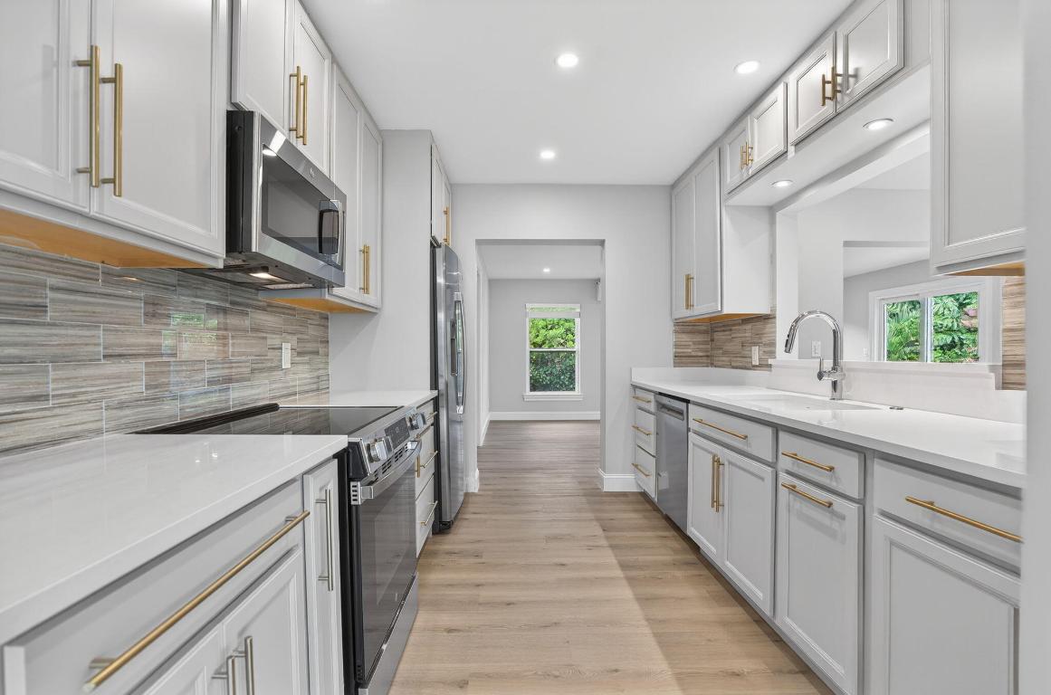 INGHAM SHORES - Residential