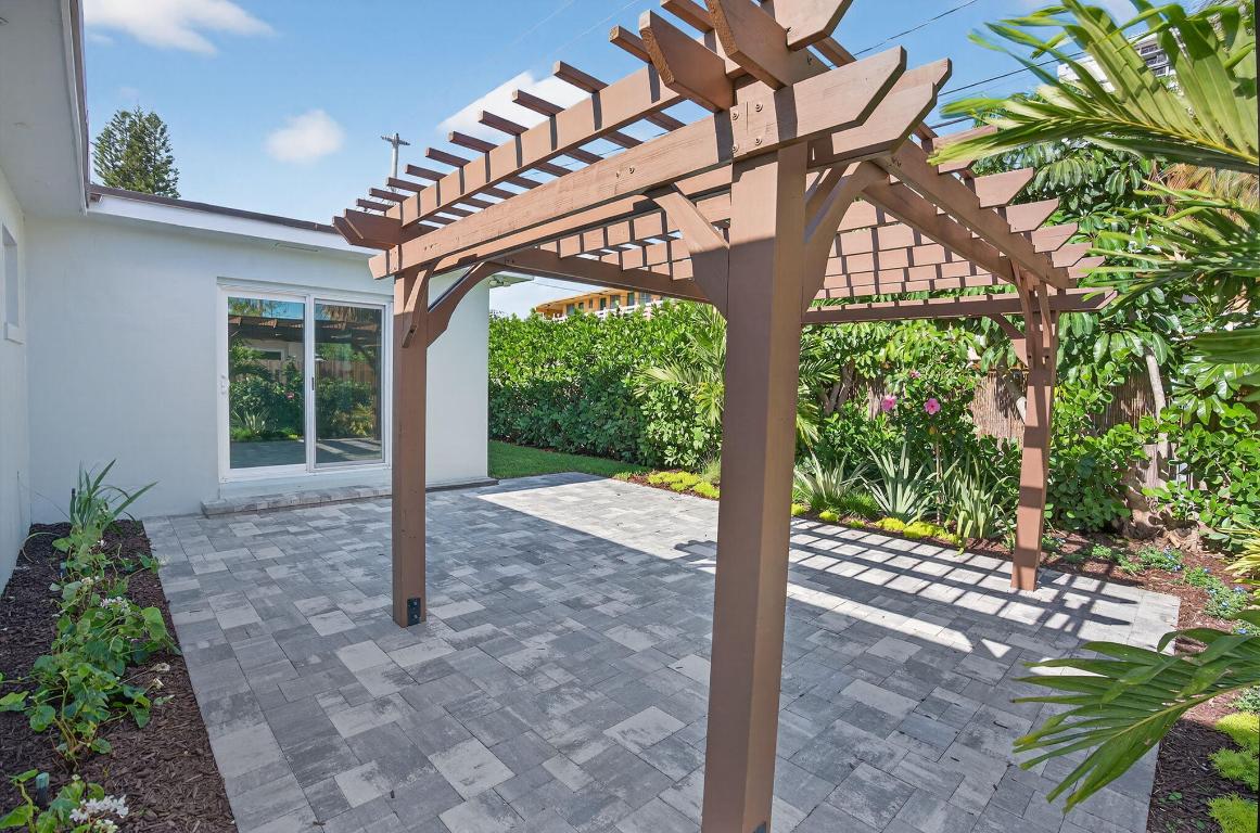 INGHAM SHORES - Residential