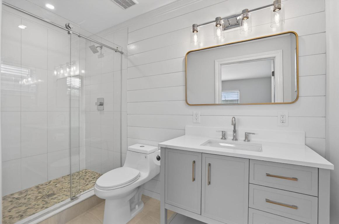 INGHAM SHORES - Residential