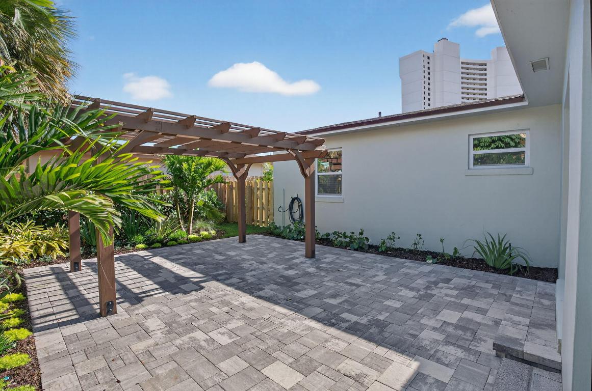 INGHAM SHORES - Residential