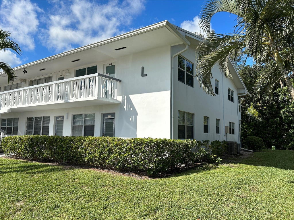 Photo of 370 Durham L #370, Deerfield Beach, FL 33442 (MLS # B26073231)